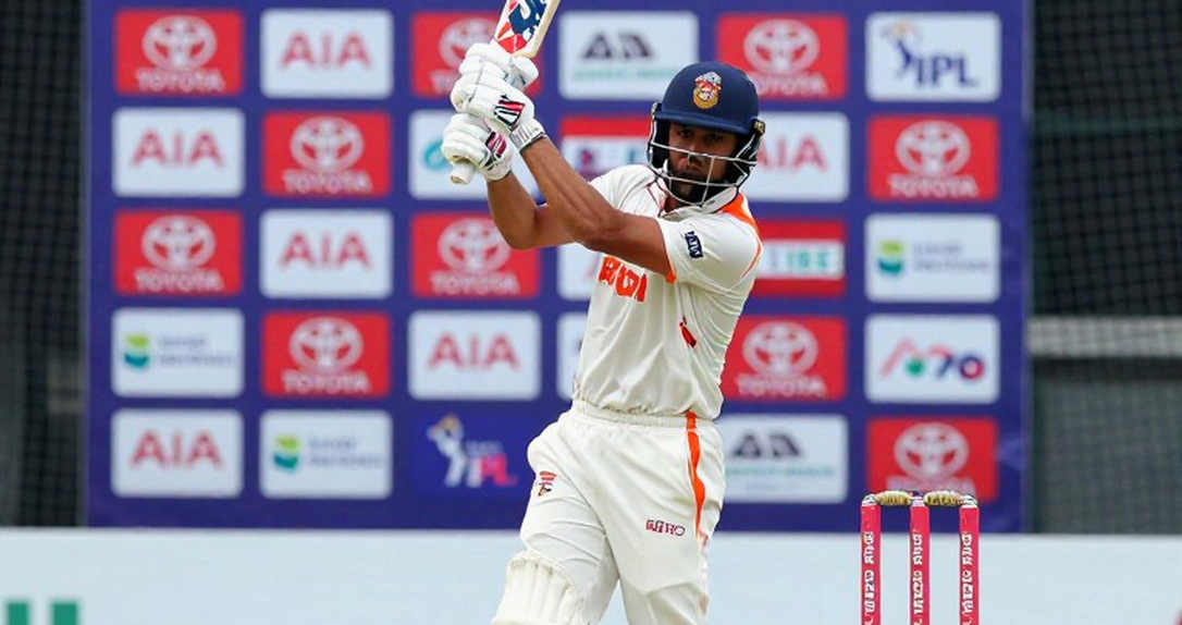 প্রসেস বনাম স্কোরবোর্ড: এশিয়ার পাওয়ারপ্লেতে ডট-বলের যে লেজার কেউ লিখছে না